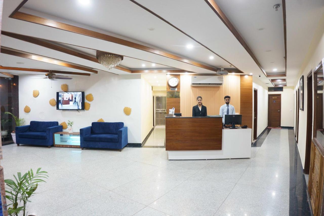 Hotel Vihaan Residency Zirakpur Extérieur photo
